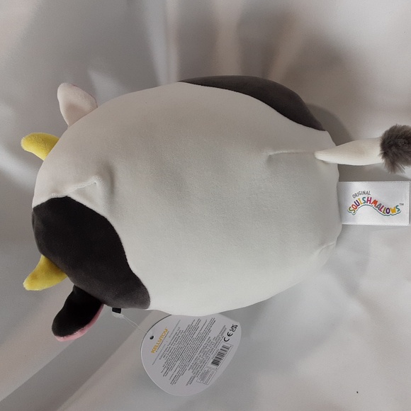 8" Squishmallows  - Clover the Cow, NWT - Picture 2 of 4
